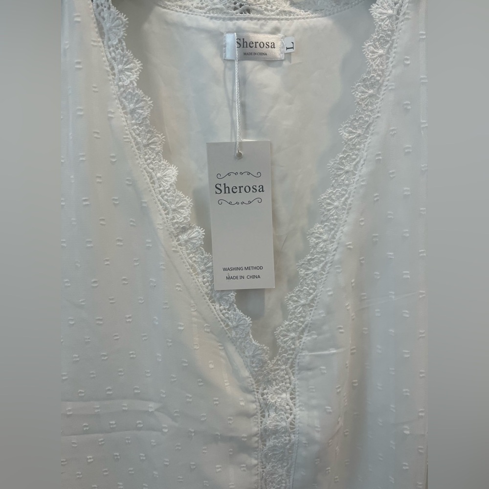 White V-Neck Tunic with Short Sleeves - Picture 4 of 8